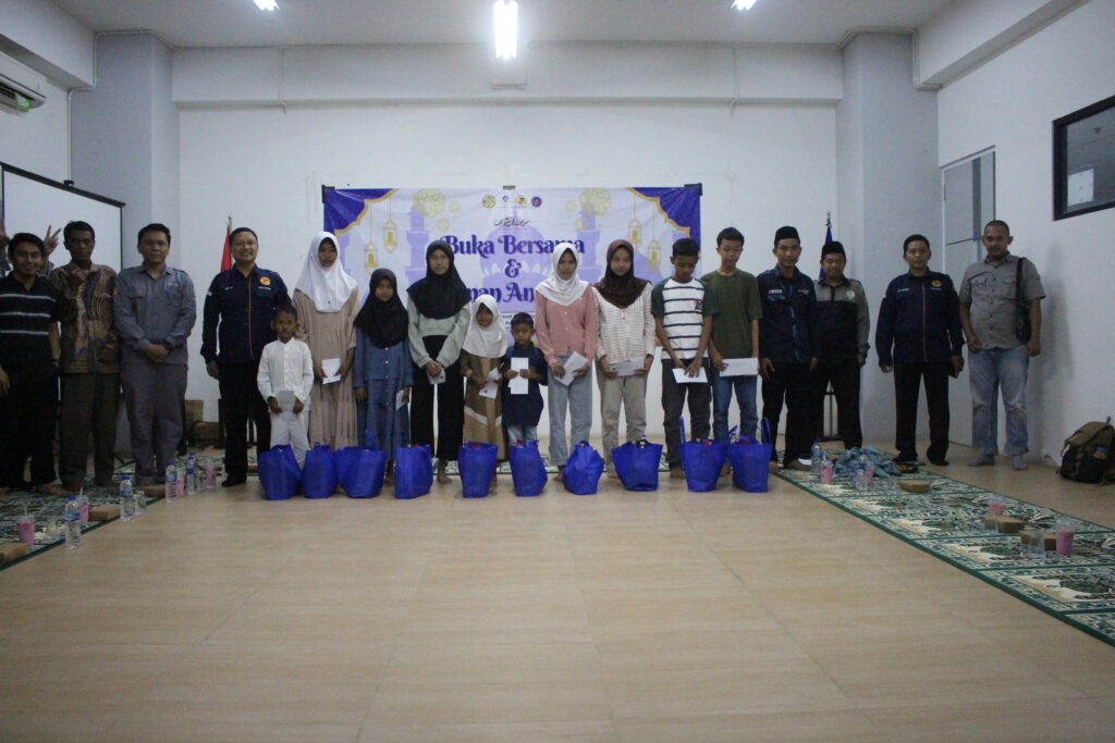 Kuatkan Kepedulian Sosial, Teknik Elektro dan HMTE Unpam Gelar Buka Puasa & Santunan Yatim